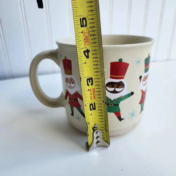 Mistletoe Co Christmas Nutcracker Santa Man Nostalgic Holiday Coffee Mug Cup R - Picture 8 of 9